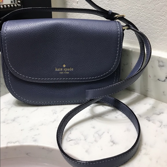 kate spade Handbags - Kate spade Adelaide crossbody purse in diver blue
